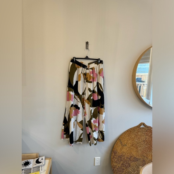 Vince Camuto medium floral linen blend flare pants - Picture 1 of 6